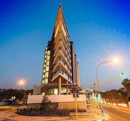 Appartamento The Apex On Smuts Johannesburg Esterno foto