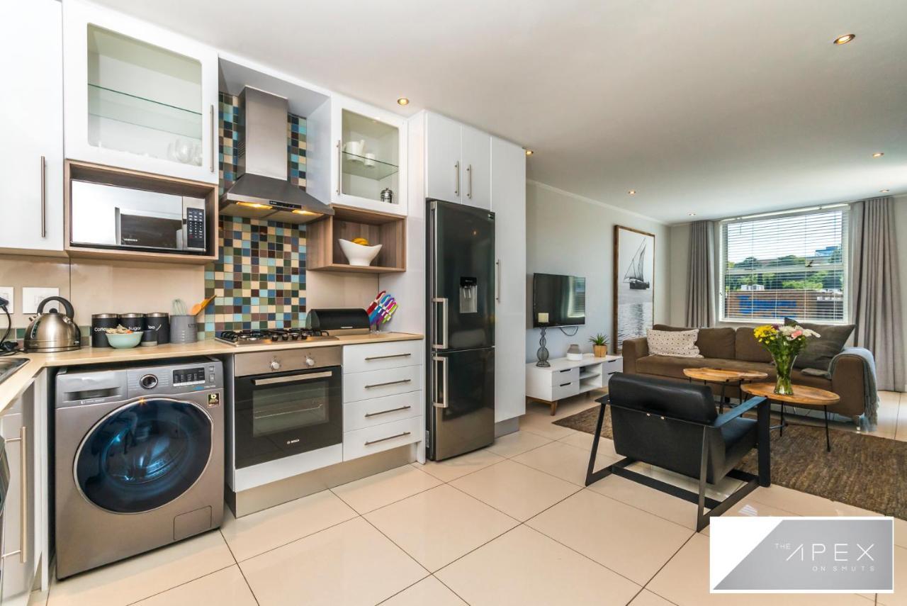 Appartamento The Apex On Smuts Johannesburg Esterno foto