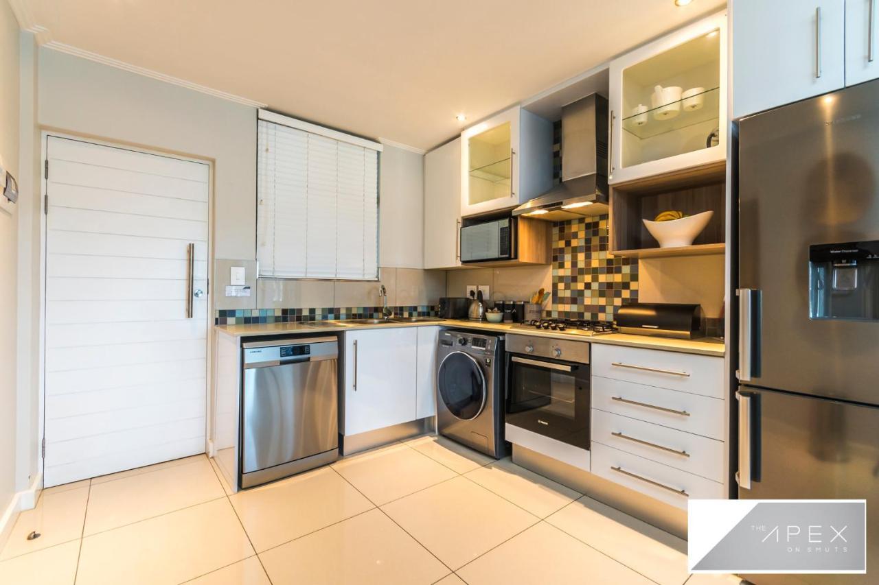 Appartamento The Apex On Smuts Johannesburg Esterno foto