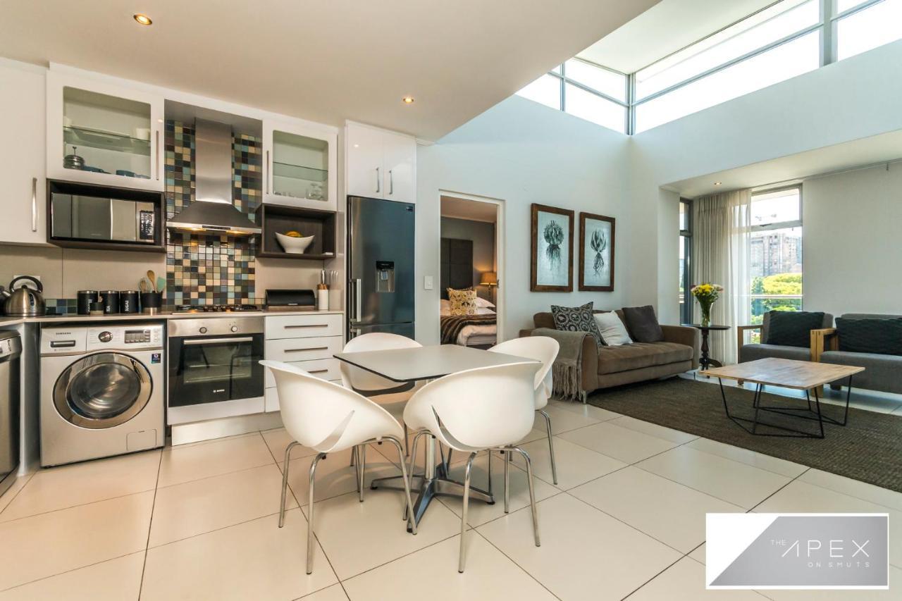 Appartamento The Apex On Smuts Johannesburg Esterno foto