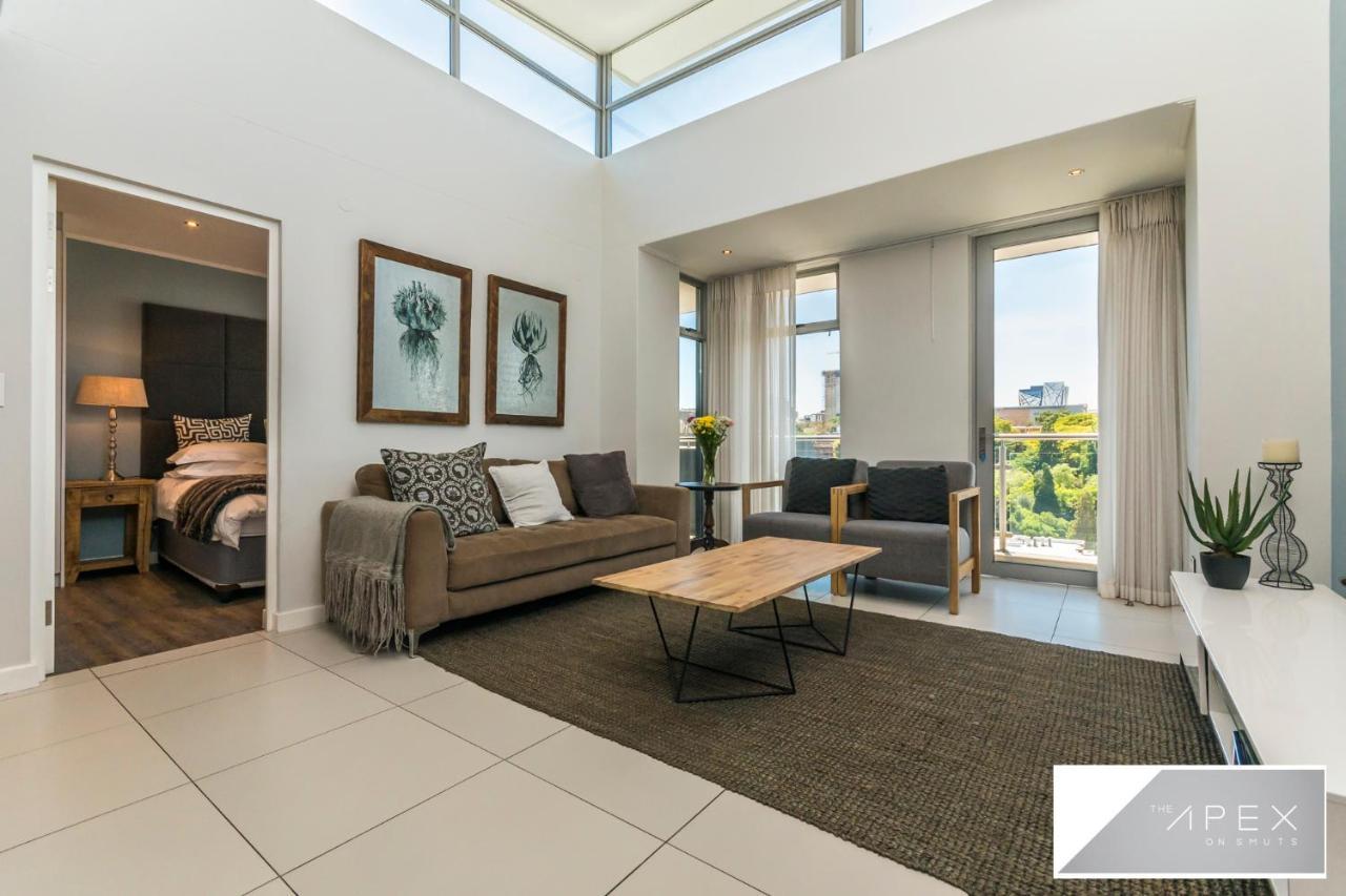 Appartamento The Apex On Smuts Johannesburg Esterno foto