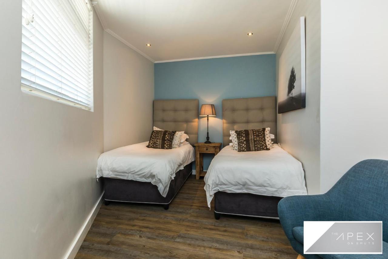 Appartamento The Apex On Smuts Johannesburg Esterno foto
