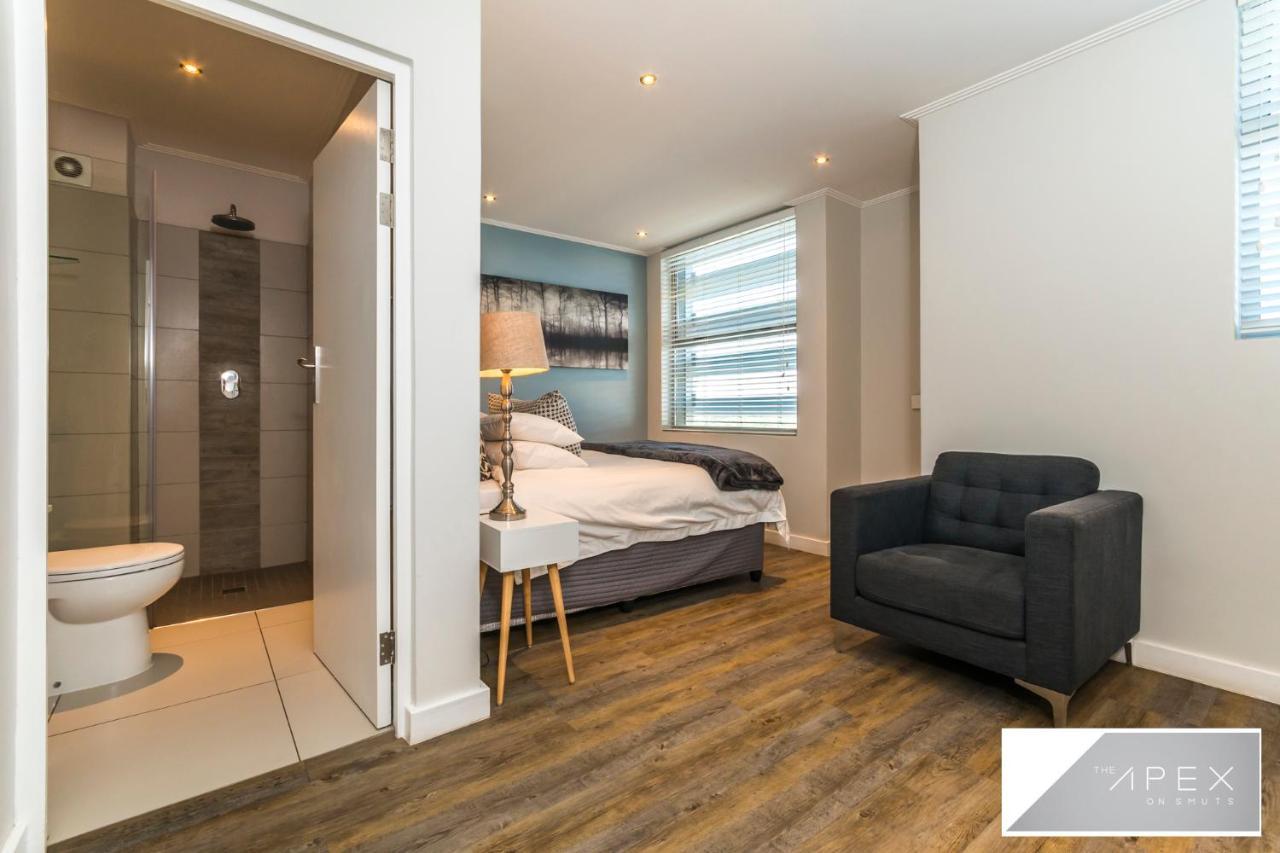 Appartamento The Apex On Smuts Johannesburg Esterno foto