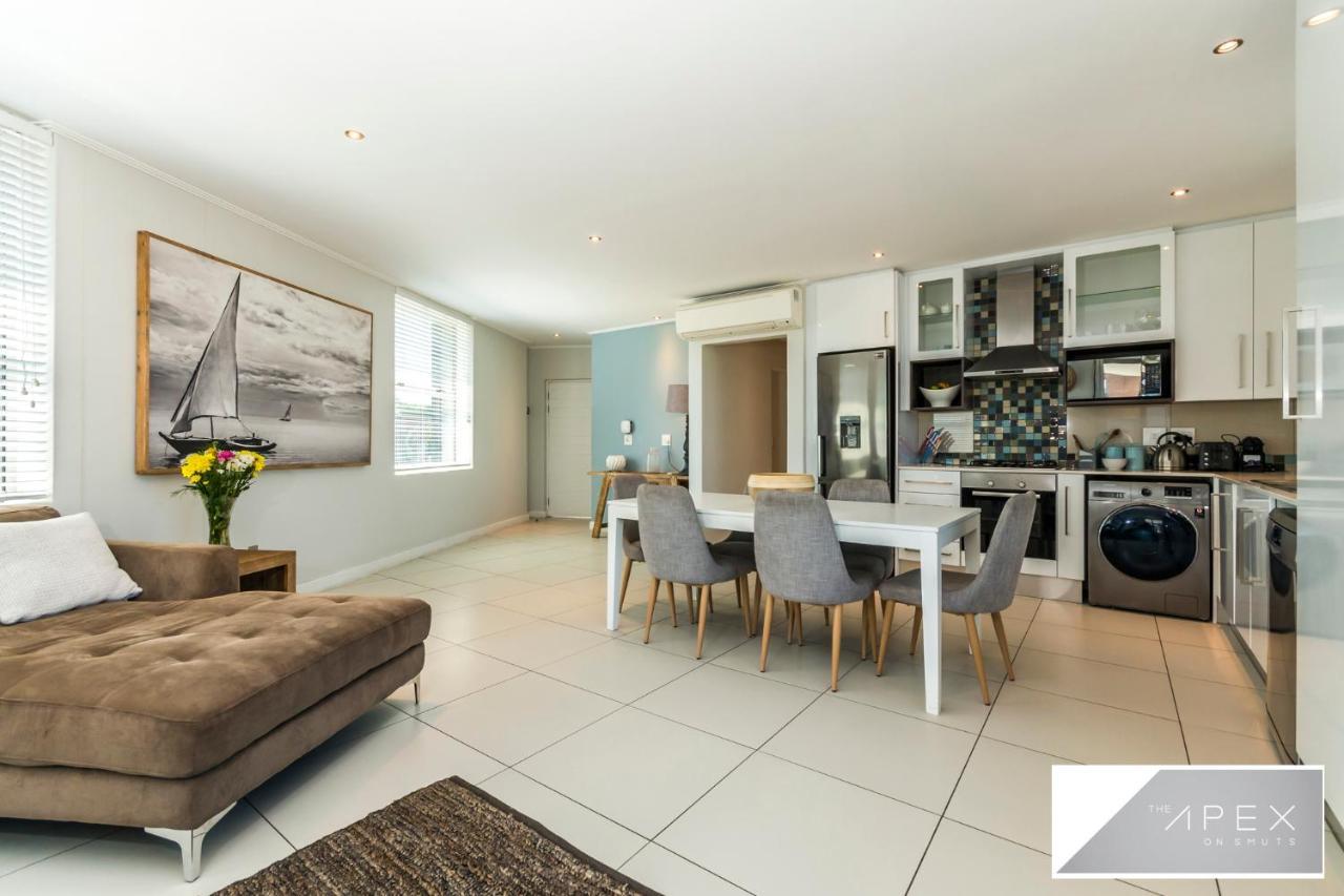 Appartamento The Apex On Smuts Johannesburg Esterno foto